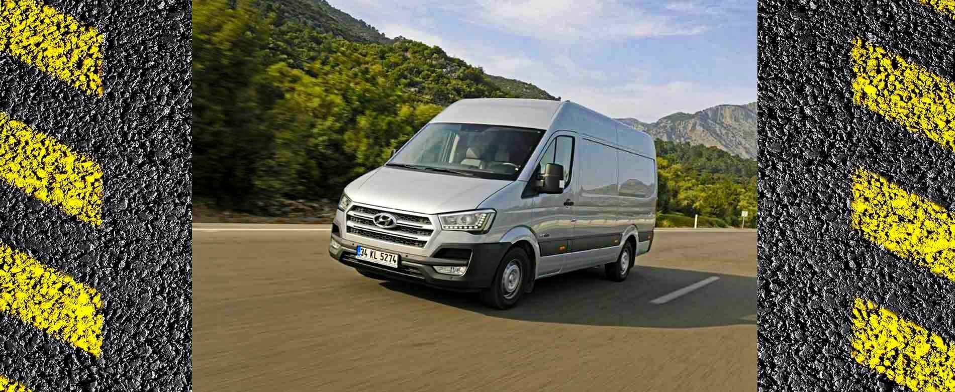 12-Passenger Hyundai H350 2017